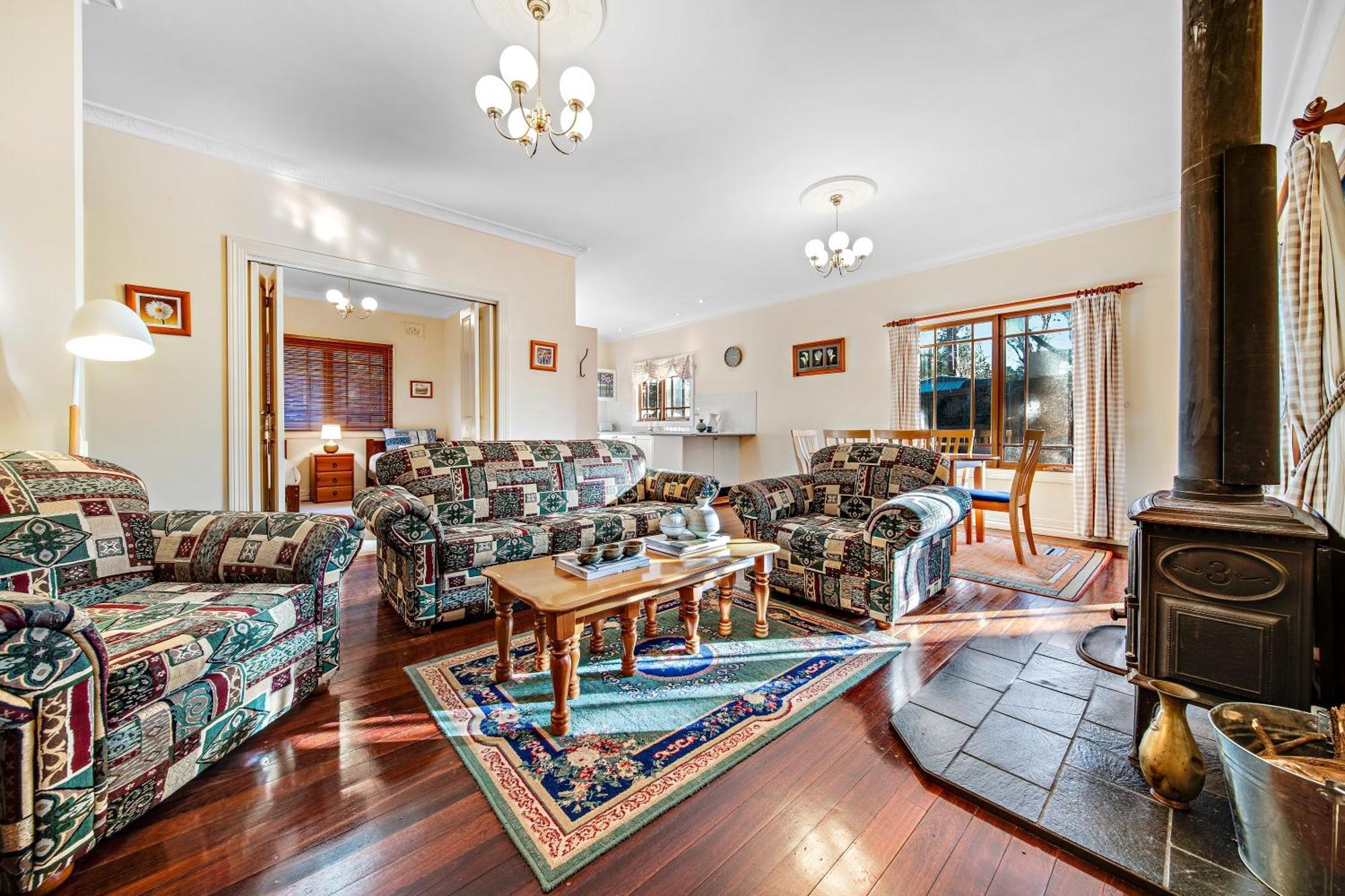 Whispering Pines Cottages Wentworth Falls Habitación foto